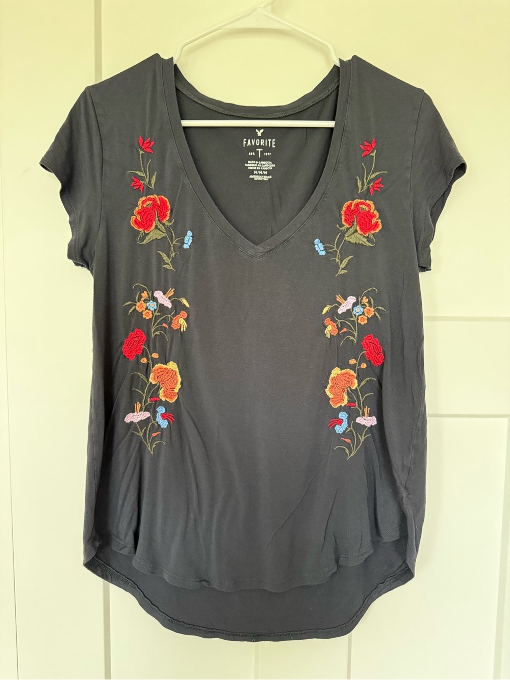 American Eagle Outfitters Charcoal V-Neck Tee with Multicolor Floral Embroidery